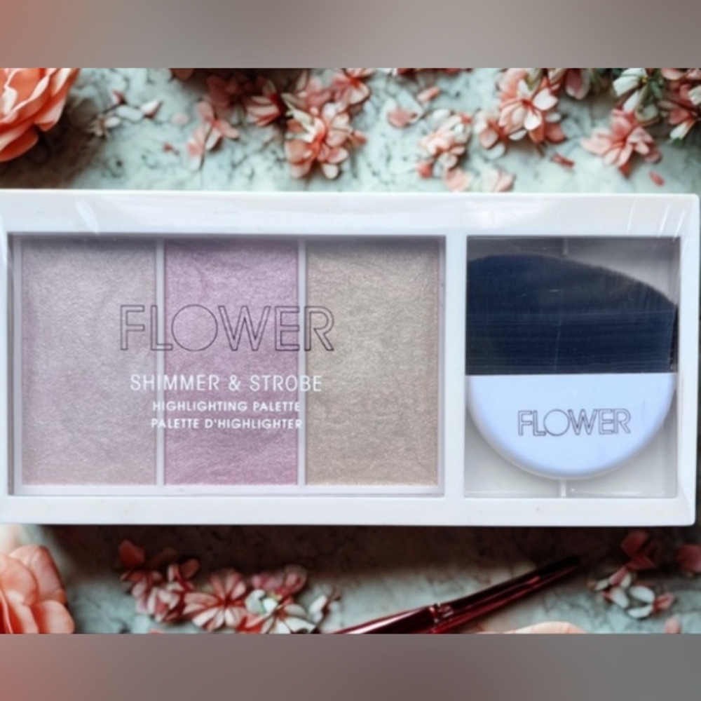 Flower By Drew Barrymore Shimmer & Strobe Highlighting Palette